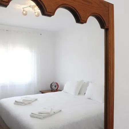 Charming In Peaceful Apartment Cascais