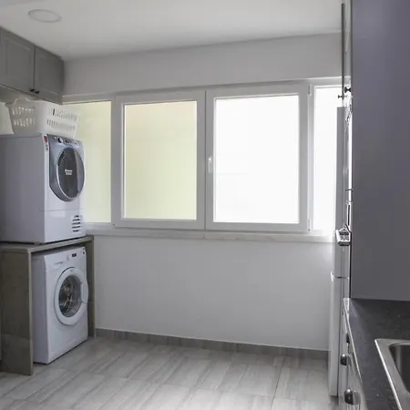 Charming In Peaceful Apartment